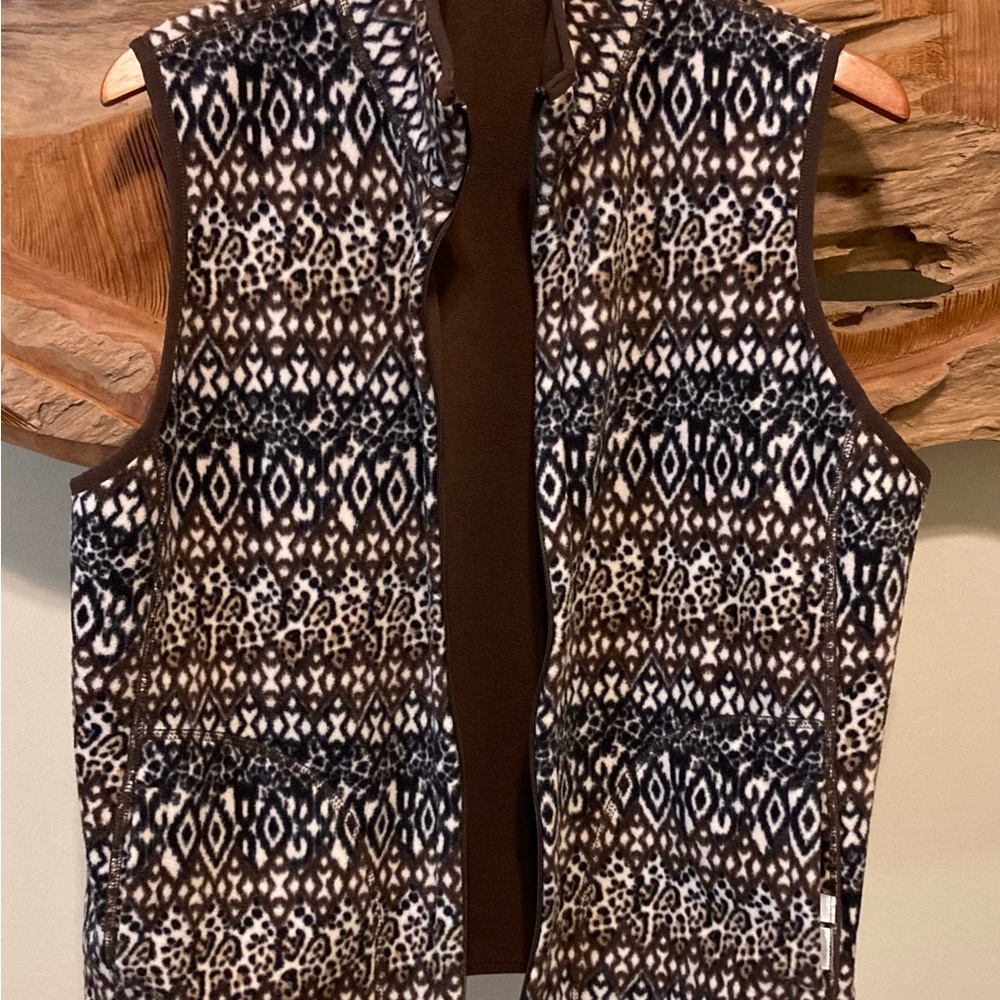 Kim Rogers Knit Women's Reversible Vest Brown Geometric Pattern Pockets Outdoor